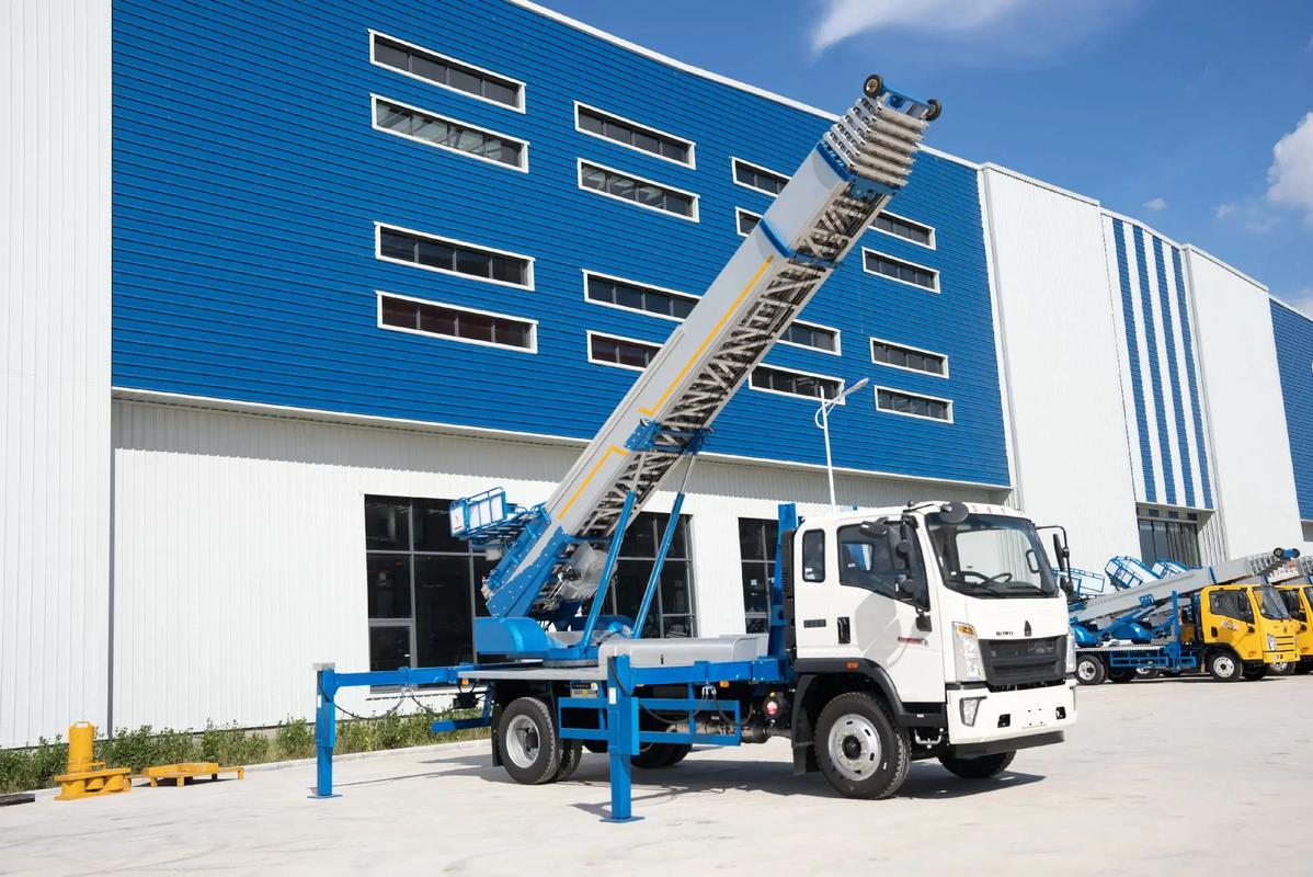 咸宁小型云梯车上料车租赁多少钱