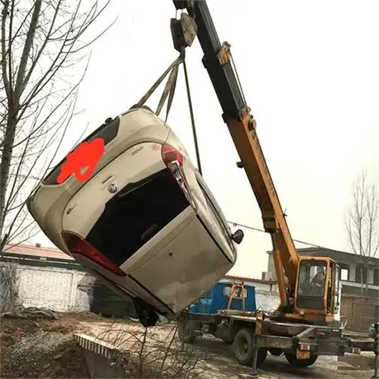 咸宁随时待命，吊车24小时道路救援服务全解析