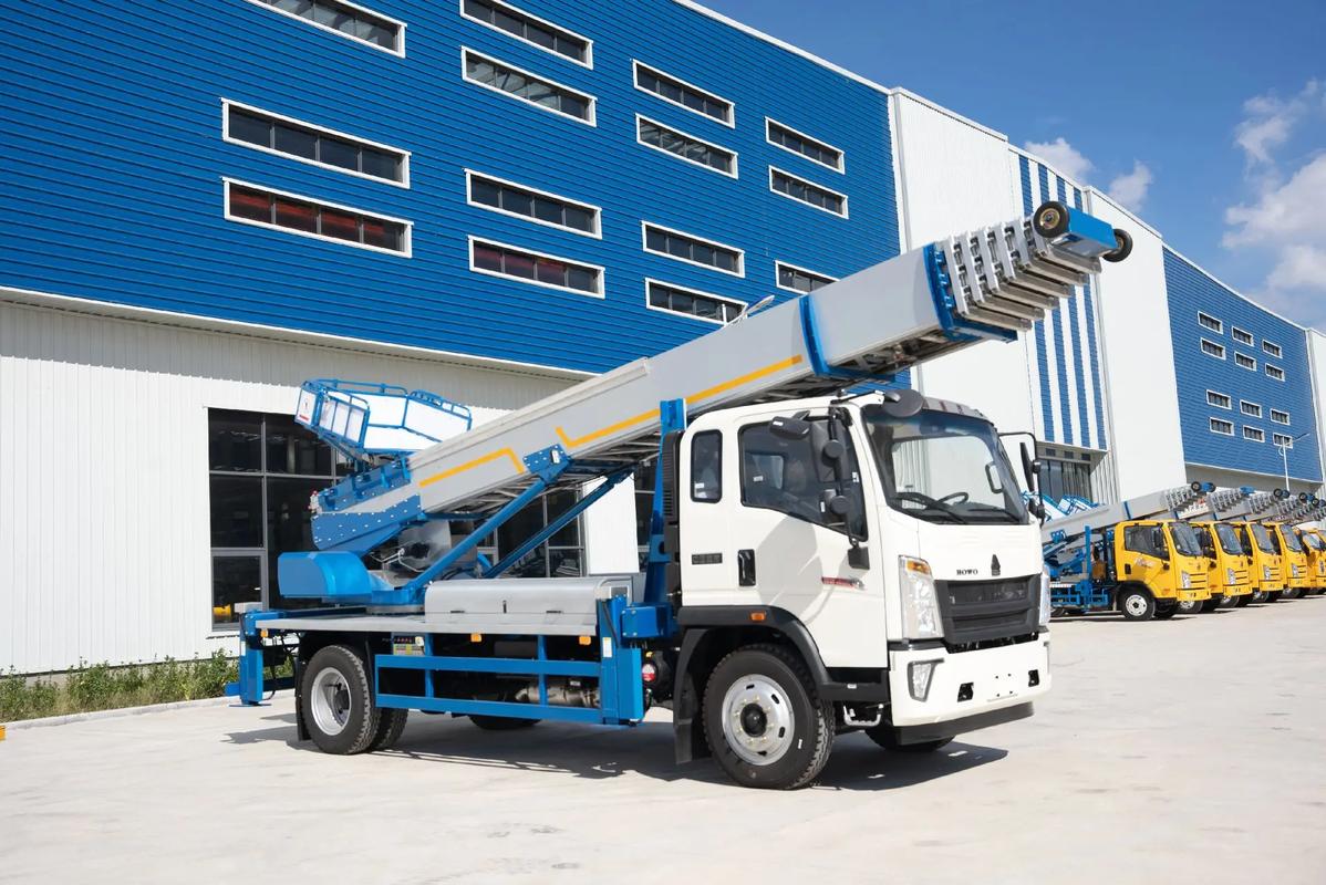 咸宁出租云梯车高空作业车 建筑垃圾搬运